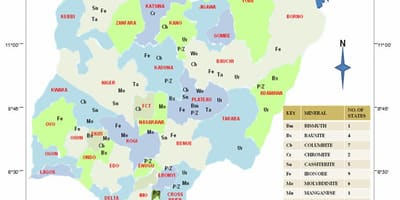 Mapa de nigeria, mostrando los recursos minerales