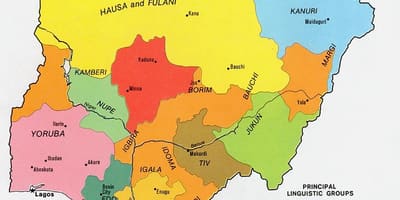Mapa de nigeria mostrando grupos étnicos